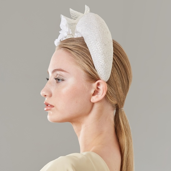 Crescent Moon Headband with Flowers - Picture 4 of 8